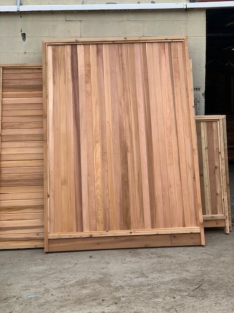 Board-on-board cedar fence panel